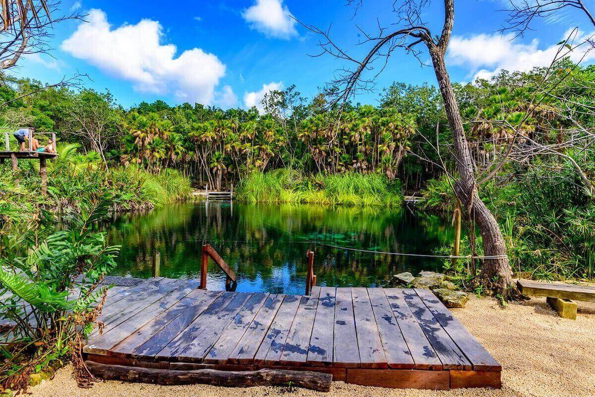 Maya-Ruinen von Tulum an der Karibikküste - Ausgangspunkt für Cenoten-Ausflüge