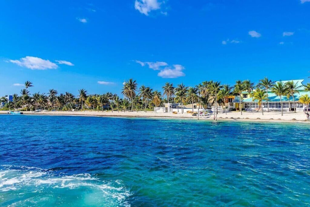 Isla Mujeres besuchen: Playa Norte mit Katamaran